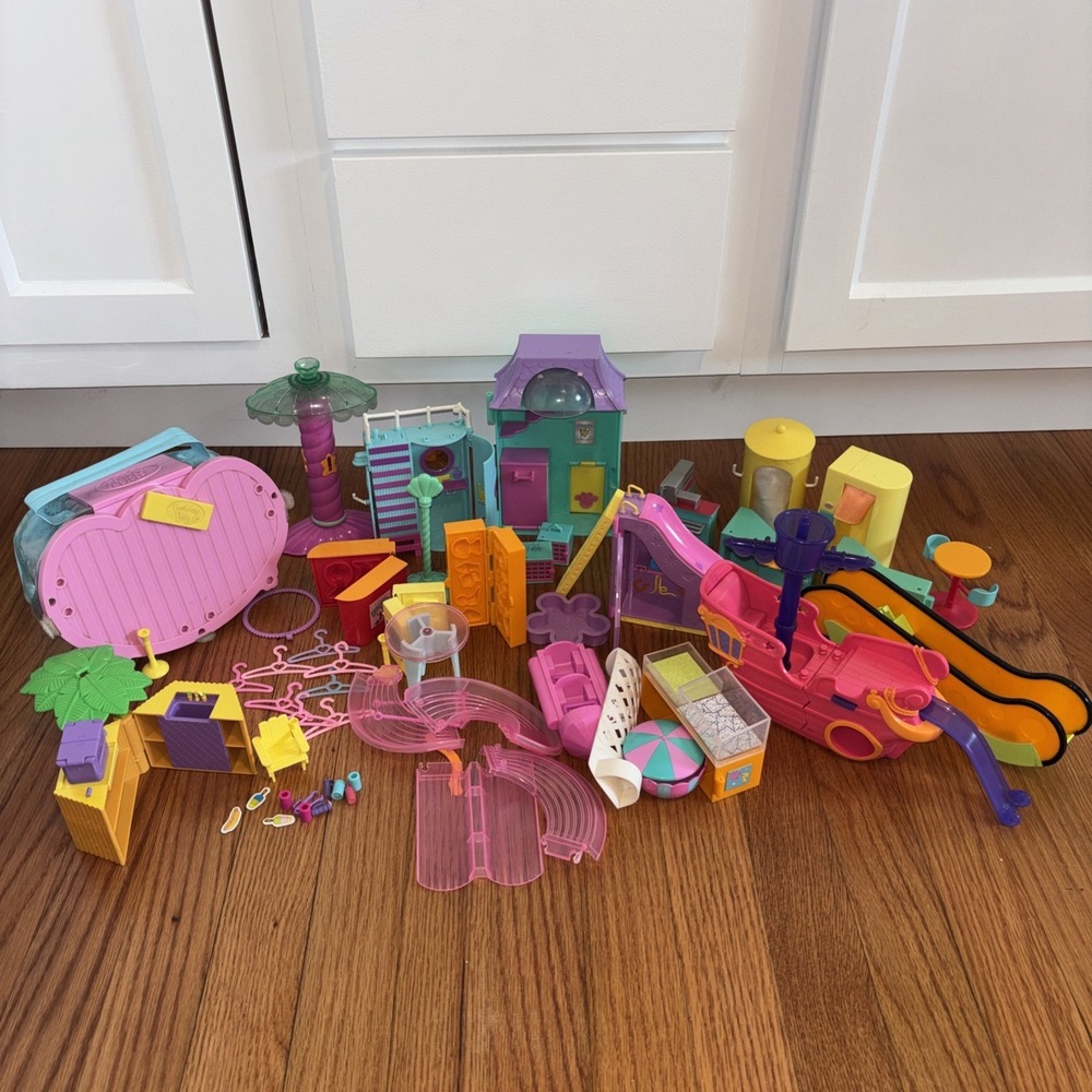 Vintage 2000's Polly Pocket Huge Lot Many Sets, ,pieces, Molds and Accessories
